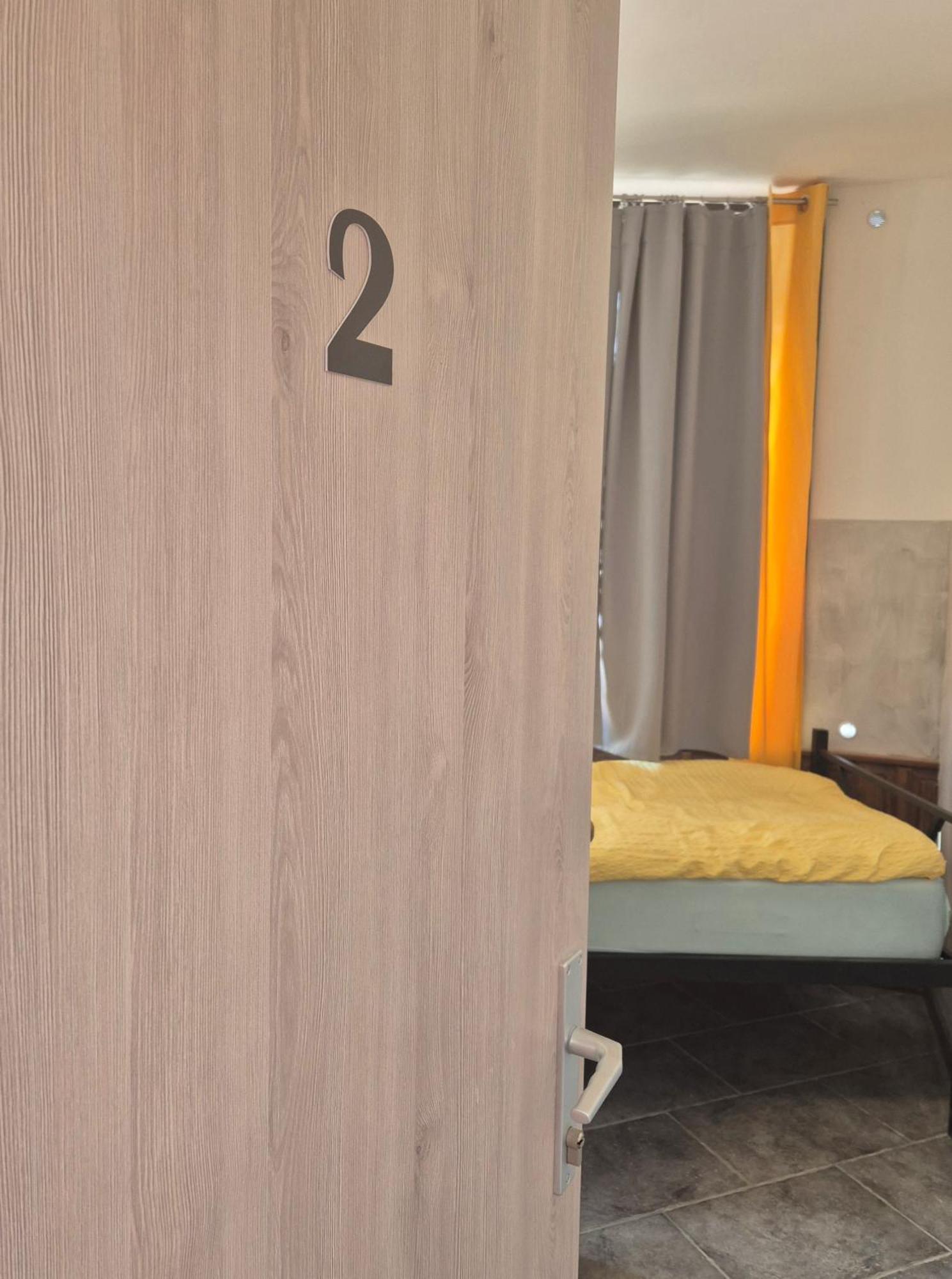 Bled Lesce Station Rooms And Beds Экстерьер фото