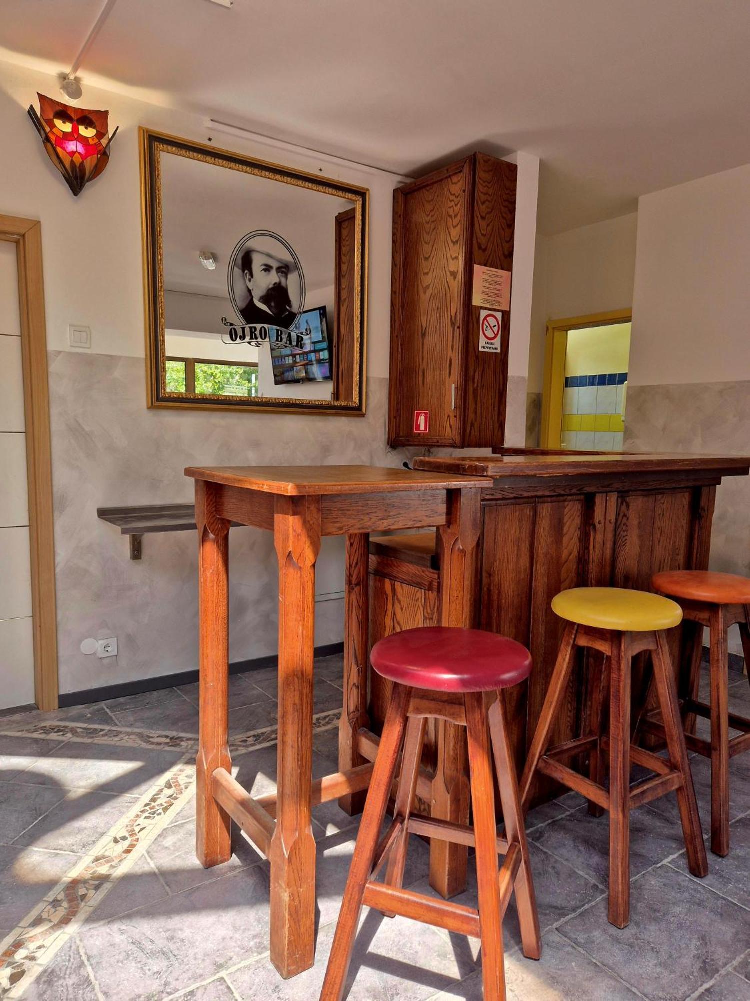 Bled Lesce Station Rooms And Beds Экстерьер фото