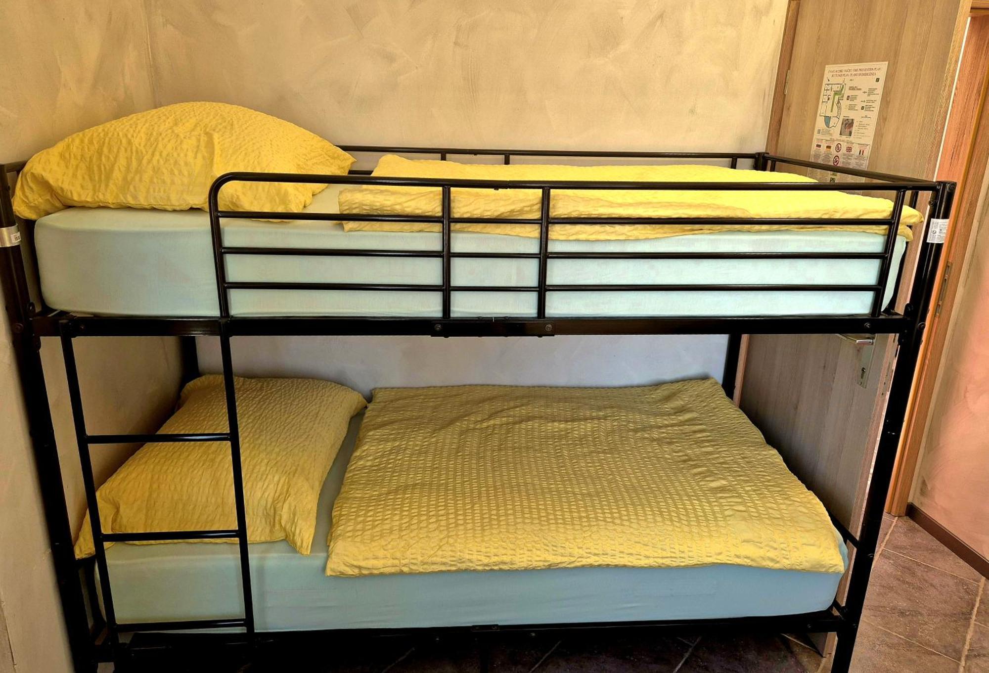 Bled Lesce Station Rooms And Beds Экстерьер фото